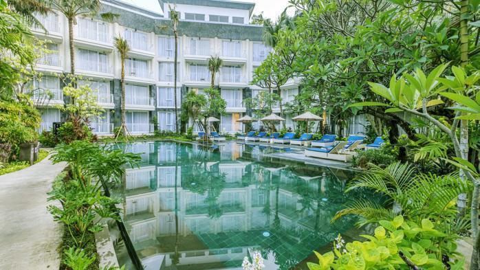  101 Bali Fontana in Far East / Indonesia, image_3