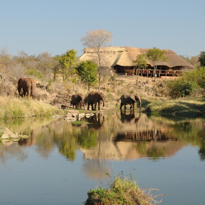  Superior The Wallow Lodge in Africa / Zimbabwe, image_1