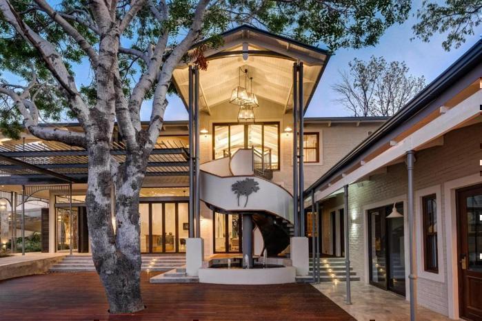  The Palm River Hotel in Africa / Zimbabwe, image_2