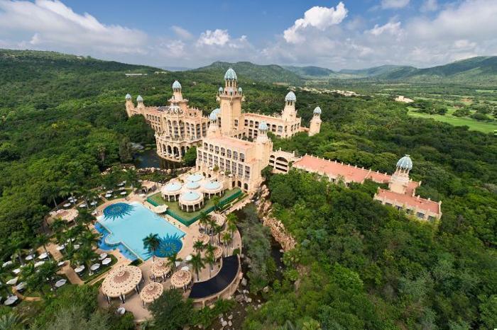  The Palace in South Africa / North West, image_2