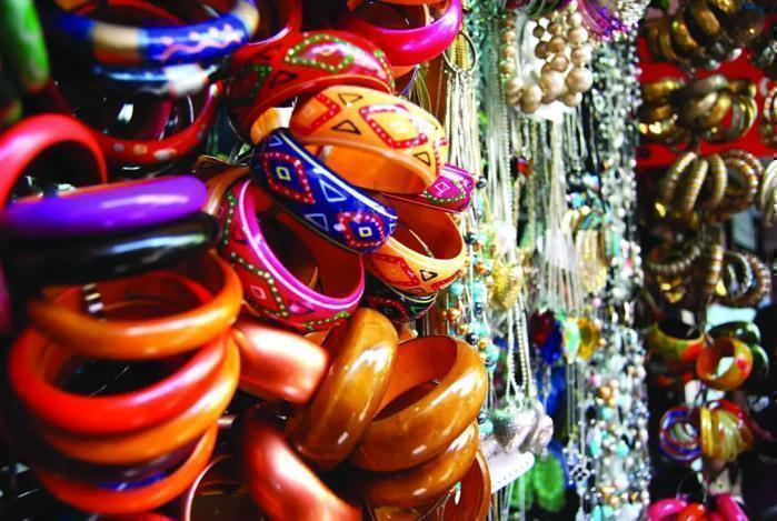 Shop the Best of Mumbai in Far East / India, image_1
