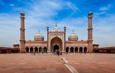 India's Iconic Golden Triangle in Far East / India, image_2