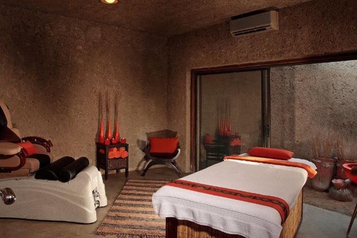  Sabi Sabi Earth Lodge in South Africa / Kruger National Park, image_3