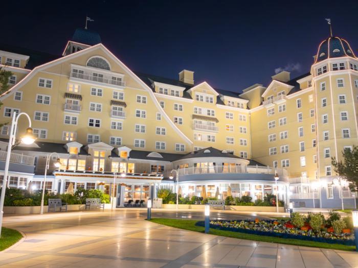 Paris and Disney Newport Bay Club Experience in Europe / France, image_2