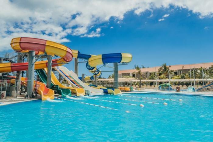 Crystals Beach Resort Belle Mare in IOI / Mauritius, image_3