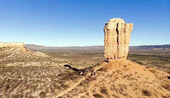 Namibia's Northern Escape Package (4 Nights) in Africa / Namibia, image_2