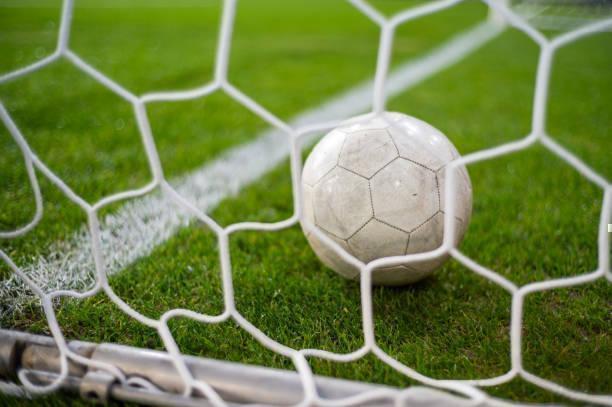  Manchester City vs Arsenal in Europe / England, image_3