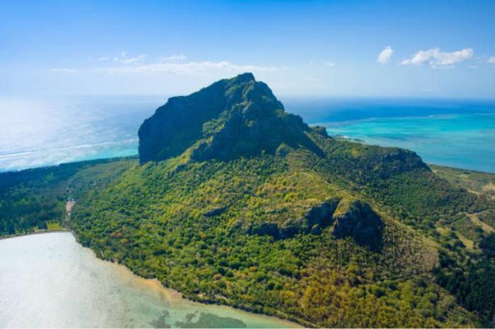 Guided Hike of Le Morne Mountain- Mauritius Adventure in IOI / Mauritius, image_2