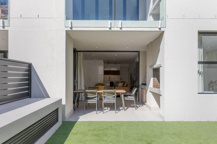 Aan De Meul Luxury Apartments in South Africa / Cape Winelands, image_1