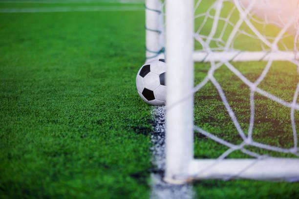 Chelsea vs Manchester United: 4-Night Premier League Football Package in Europe / England, image_2